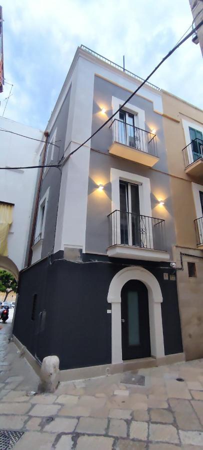 Just Here Apartments - Lascia Fare A Dio Bari Exteriör bild